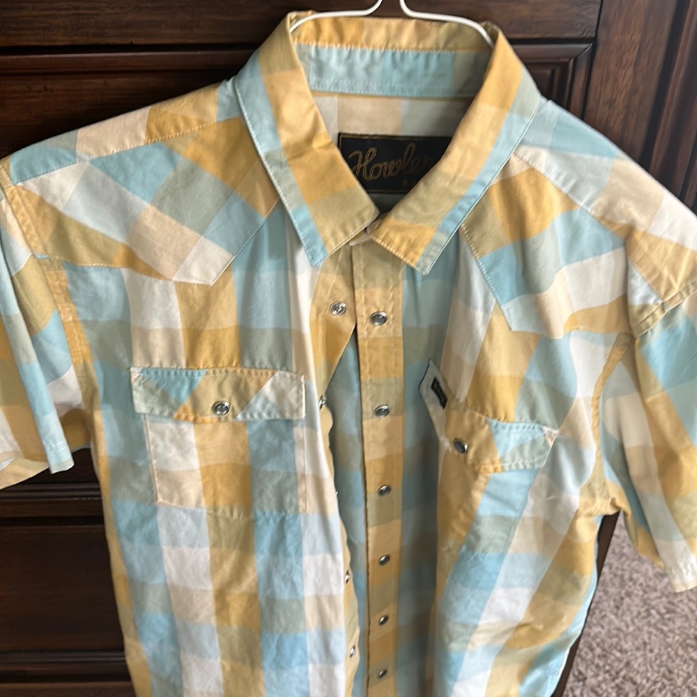Howler Brothers Short Sleeve Pearl Snap Shirt Size Medium